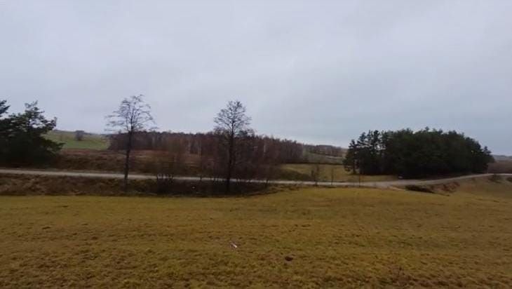 Sprzedam działkę z pozwoleniem na budowę