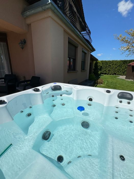 Nowe wanny ogrodowe jacuzi trident