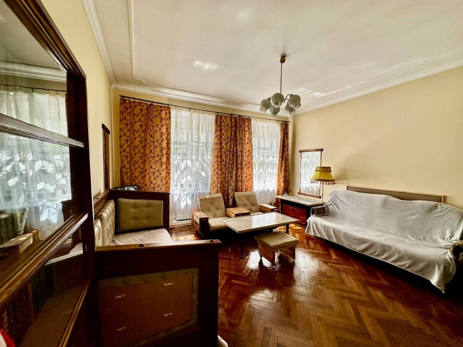 Оренда будинку (спарка) вул.Антоновича, розглядають з тваринами.