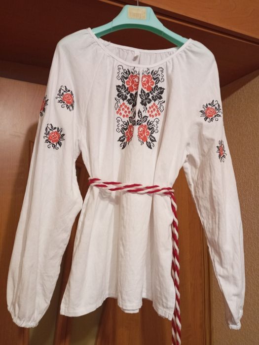 Вишиваночка  на підлітка