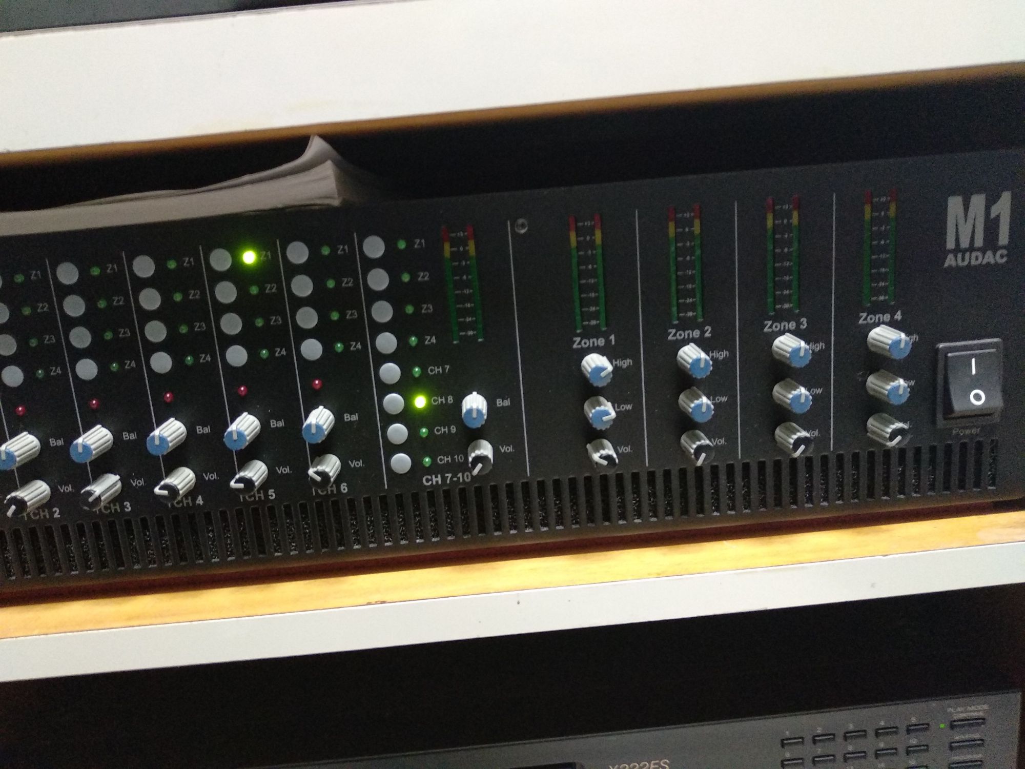 Amplificador audac m1