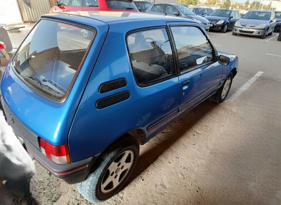 Peugeot 205 Accent (2 Lugares)
