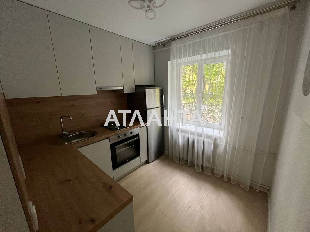 Продаж 2-кімнатної квартири по вулиці Студентська 40м2