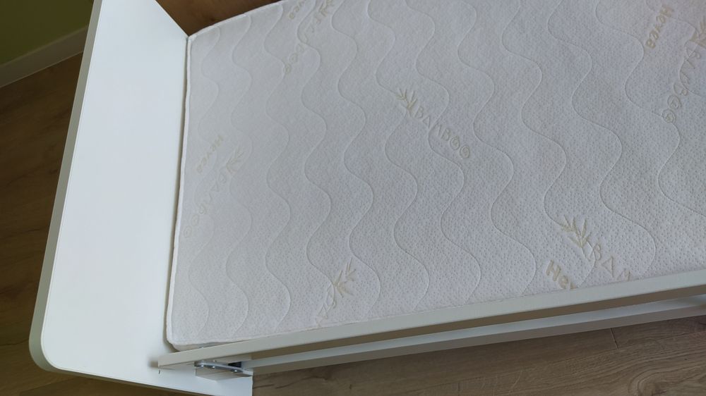 Łóżeczko dziecięce białe IKEA z materacem 140x70 Hevea Baby Max