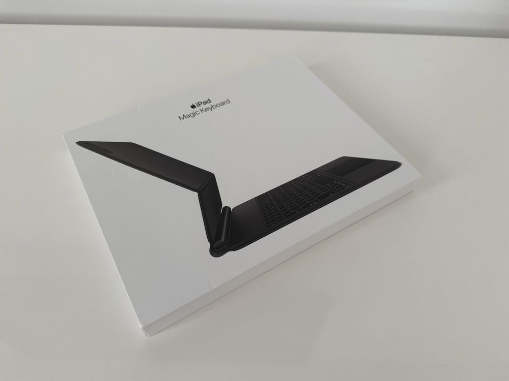Apple Magic Keyboard Black (MXQT2) для iPad Air 10,9” iPad Pro 11”