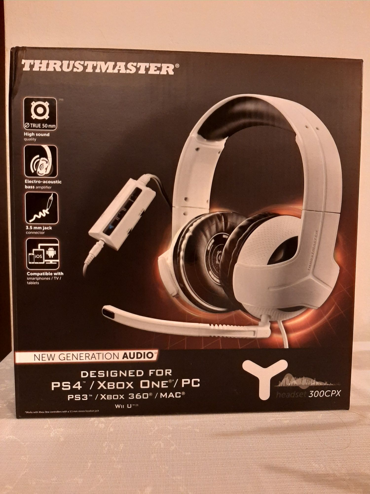 Słuchawki Thrustmaster Headset 300C w super  okazyjnej cenie. PX