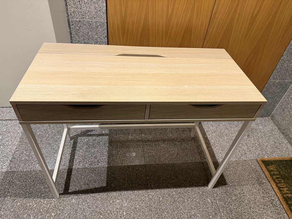 Secretaria IKEA Alex