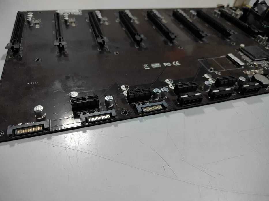 Motherboard Mining Onda B250 D8P V1 Pronta a Minar! 12 Slots