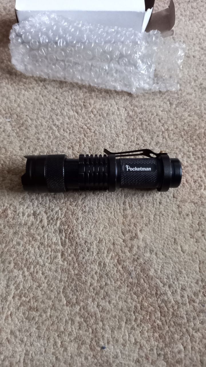 Ліхтарик Pocketman на батарейках AA