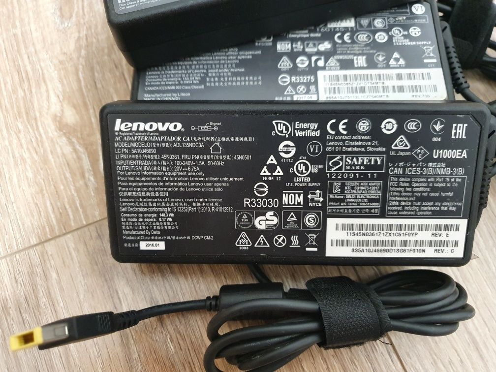 Зарядка зарядное блок питания Lenovo USB Pin 135w оригінал