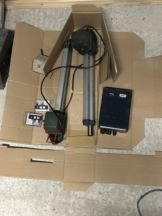 Napęd do bram SOMMER twist 200 E KOMPLETNY ZESTAW!