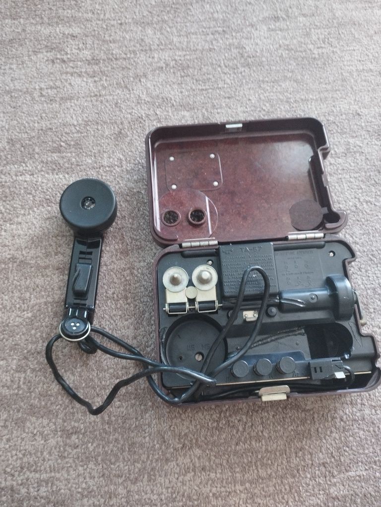 Telefon polowy wojskowy TA 57