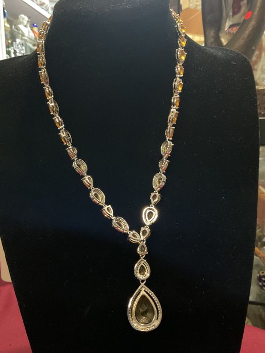 Colar prata 925 estilo lágrima ,mais anúncios abaixo.