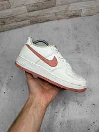 Buty Nike Air Force 1 Low Red Stardust białe sneakersy rozmiar 39
