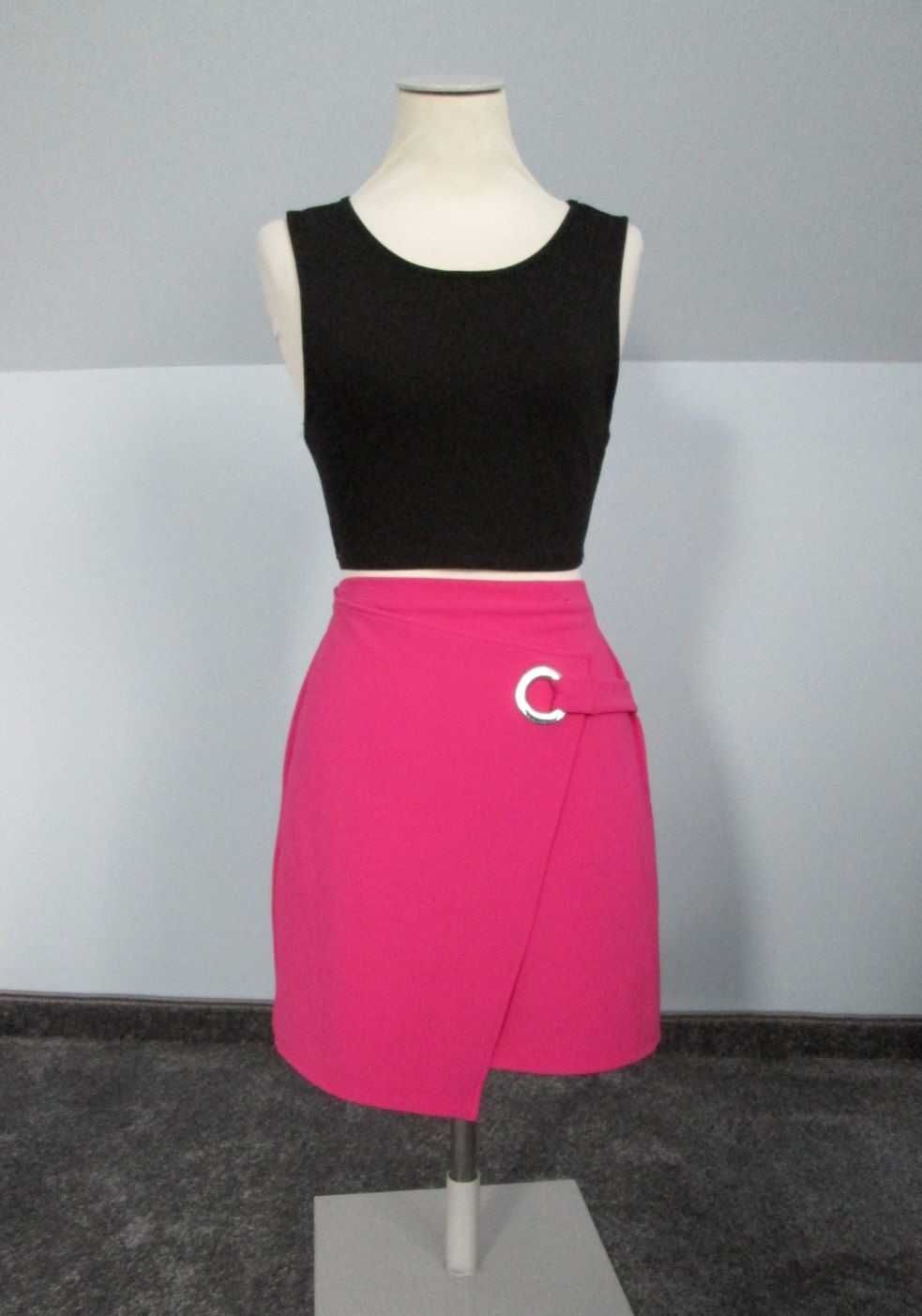 Nowa różowa spódnica mini