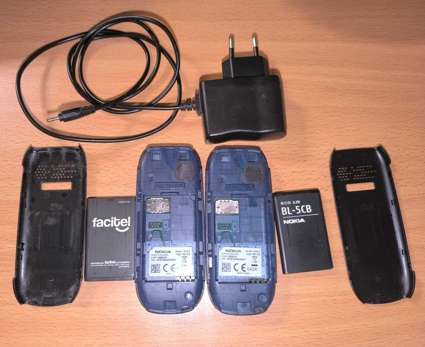 Nokia 1616  c/carregador