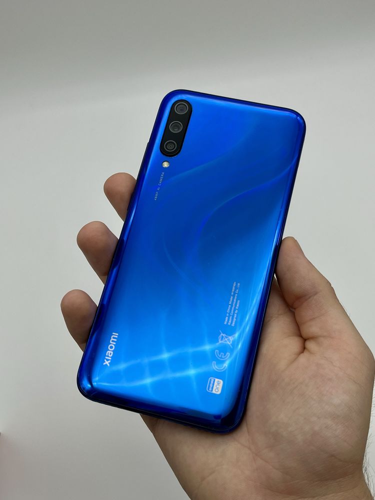 ХОРОШЕЕ состояние! Xiaomi Mi A3 4/64 Gb (сяоми редми)