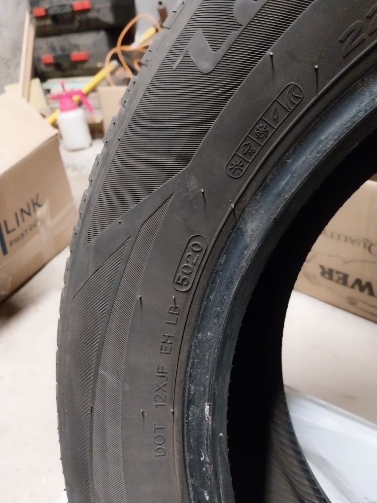 Opony Laufenn 225/60 R17 G FIT 4 S  całoroczne używane