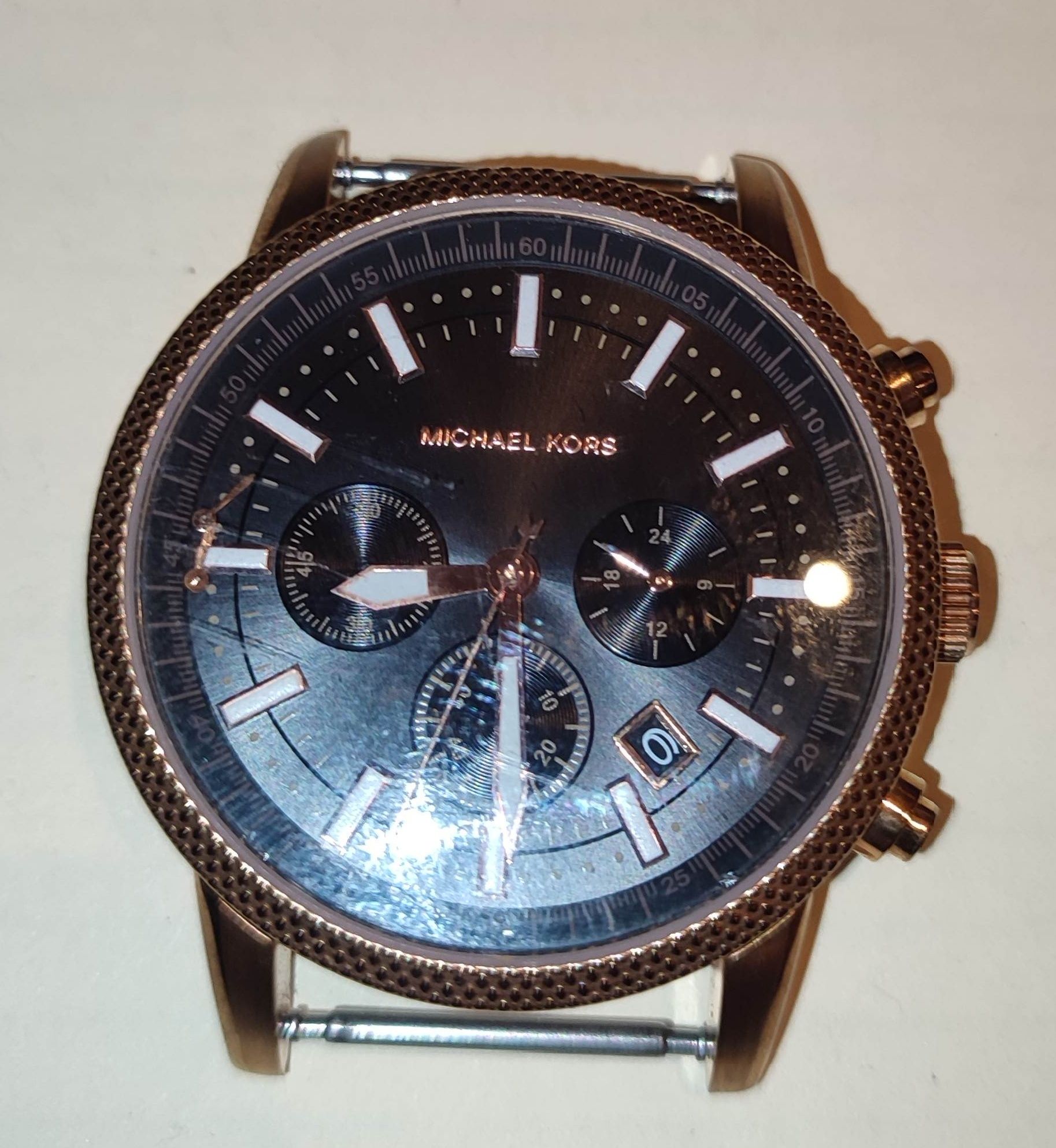 Часи Michael Kors