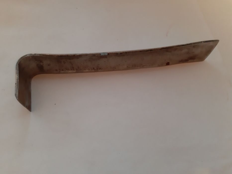 Бортировка для колес мотоцикла или автомобиля