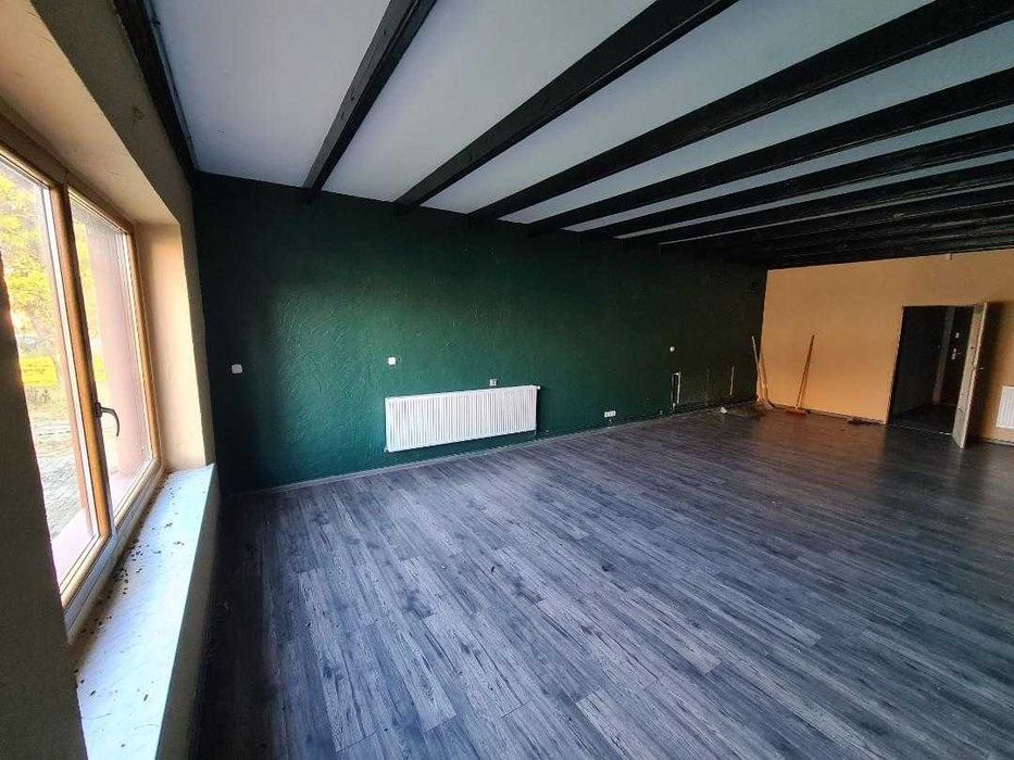 Budynek Handlowo-Usługowy 270 m.2 ,32 ary koło zjazdu A4 Krapkowice