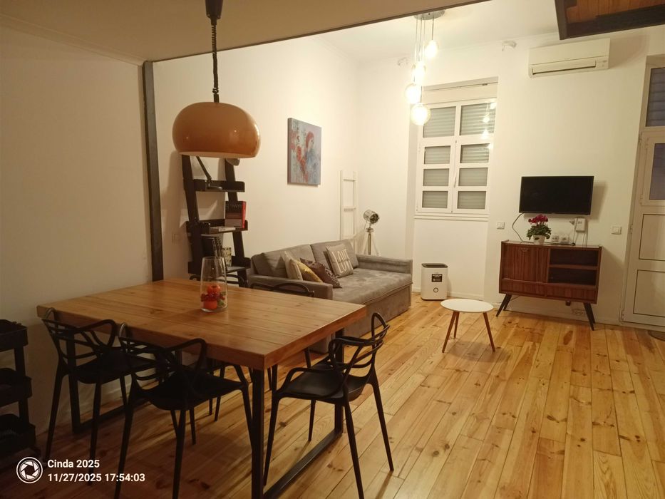 Excelente moradia T2 ao campo 24 de Agosto