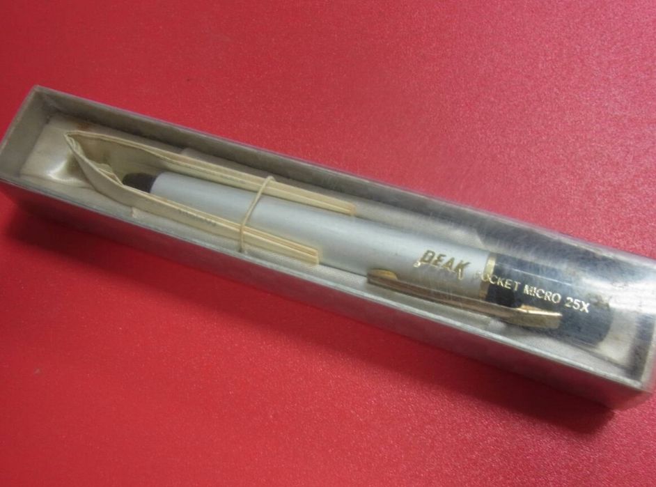 Японський мікроскоп PEAK Pocket Microscope 25X