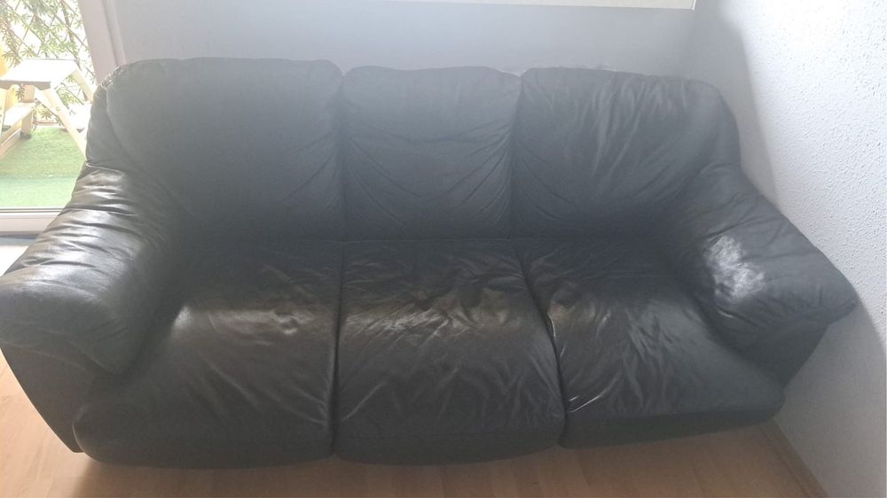 Oddam za darmo skórzaną kanapę