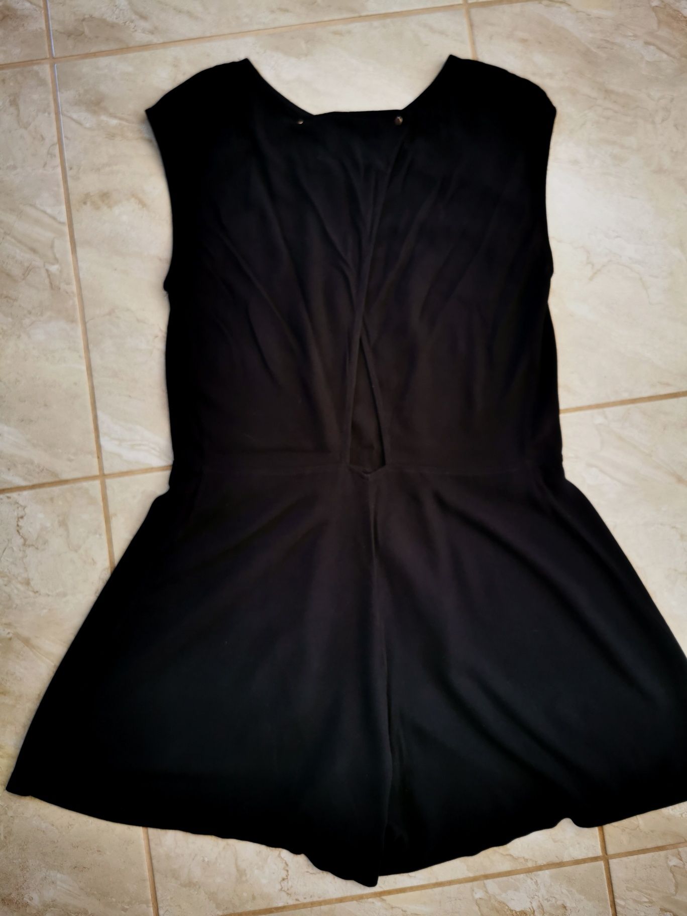 Czarny kombinezon Zara, spódnico - spodnie