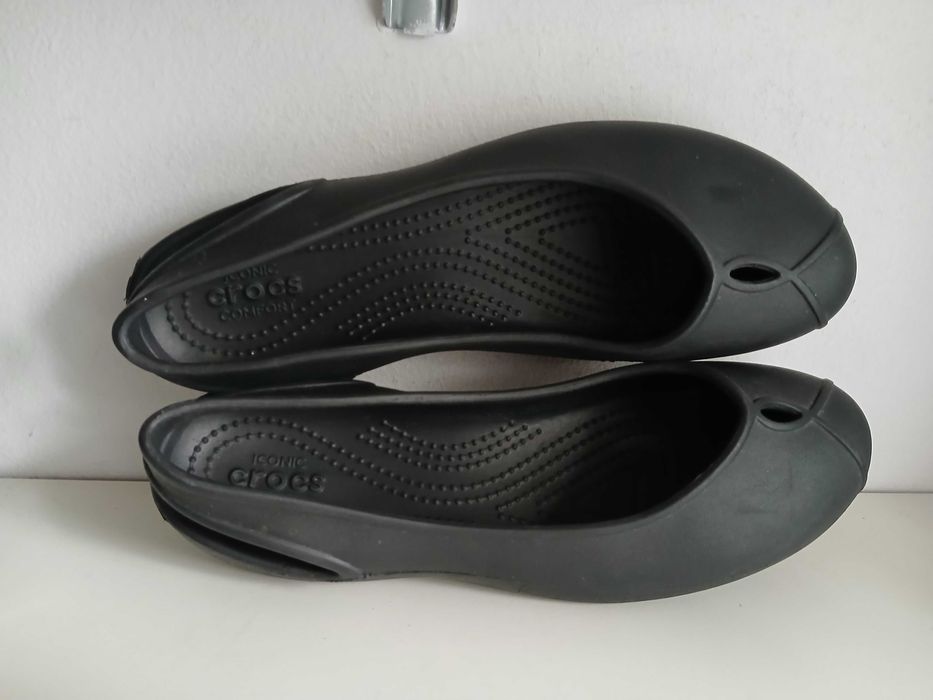 Crocs Baleriny Olivia II r. 38