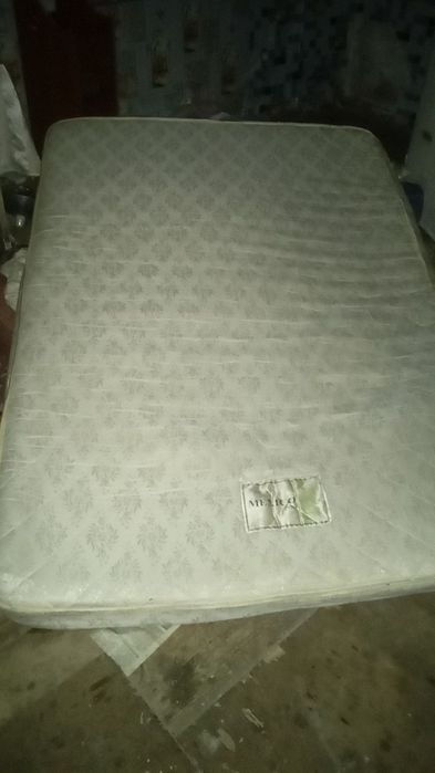 Продам Двуспальний матрас