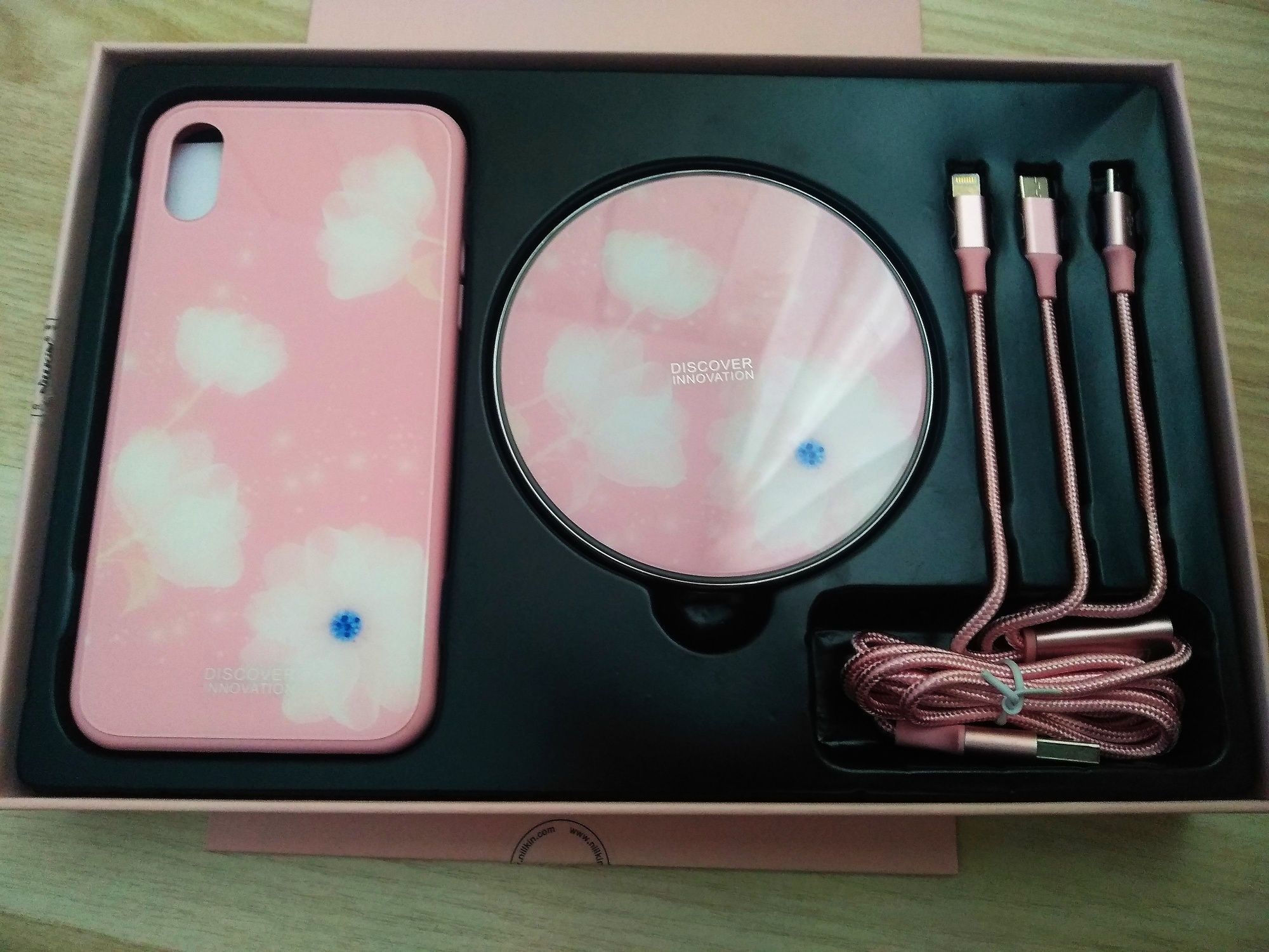 Чохол,зарядка,кабель"Nillkin" для IPhone X,XS(набір 3в1-му)