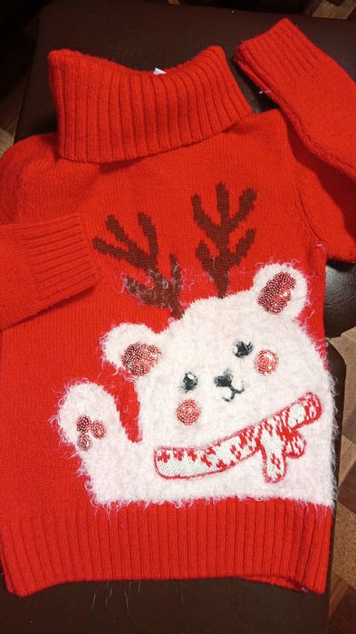 Сведрик на дівчинку 4-5 роки.