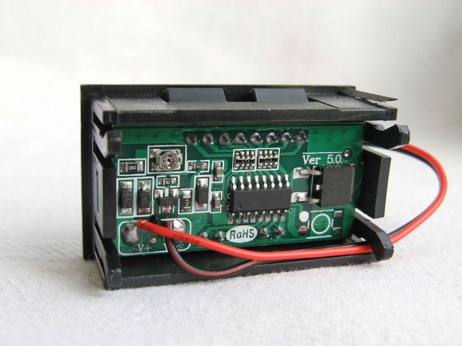 Индикатор заряда батареи цифровой вольтметр