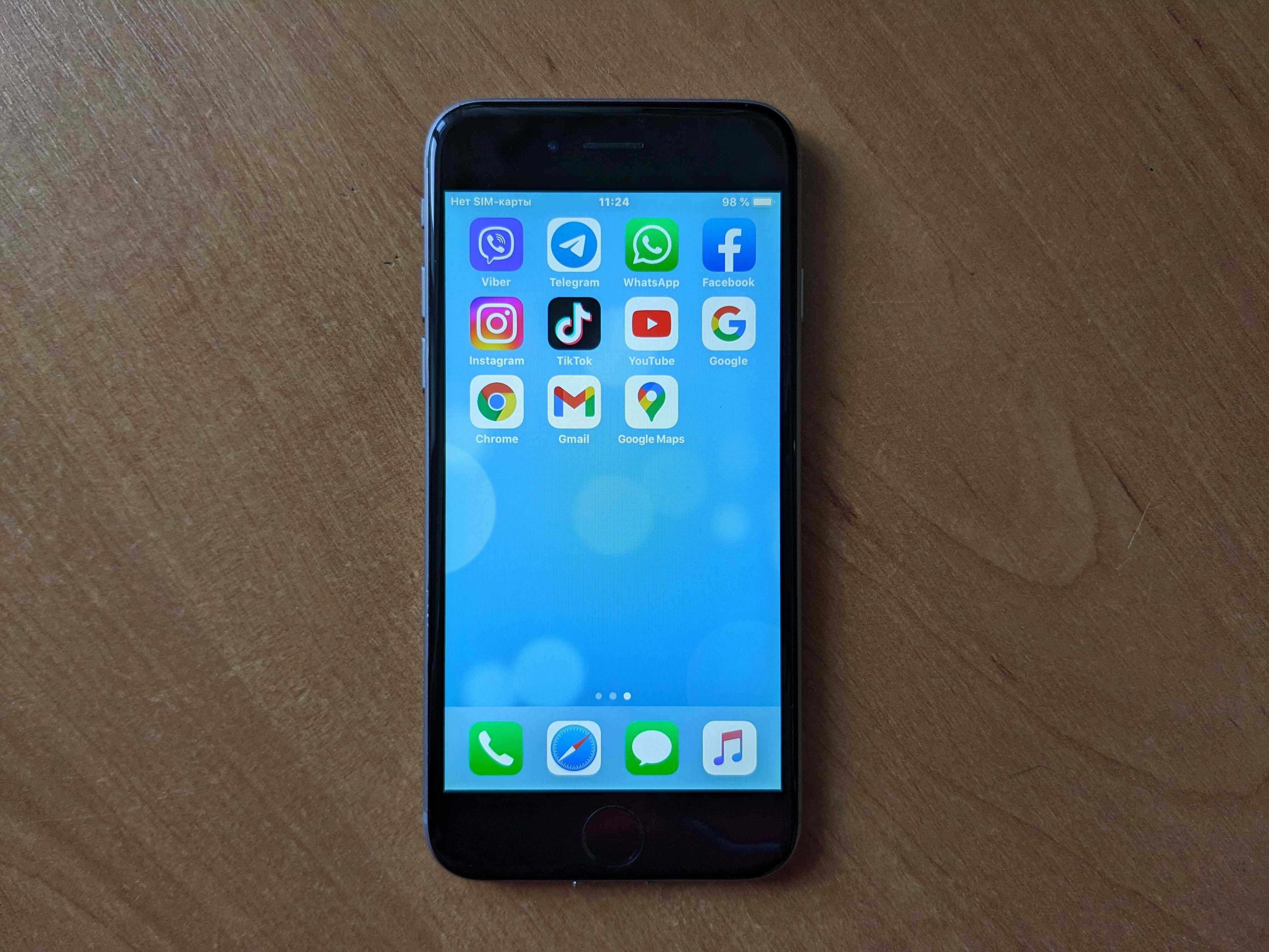 Смартфон Apple iPhone 6 A1549 16GB с кабелем