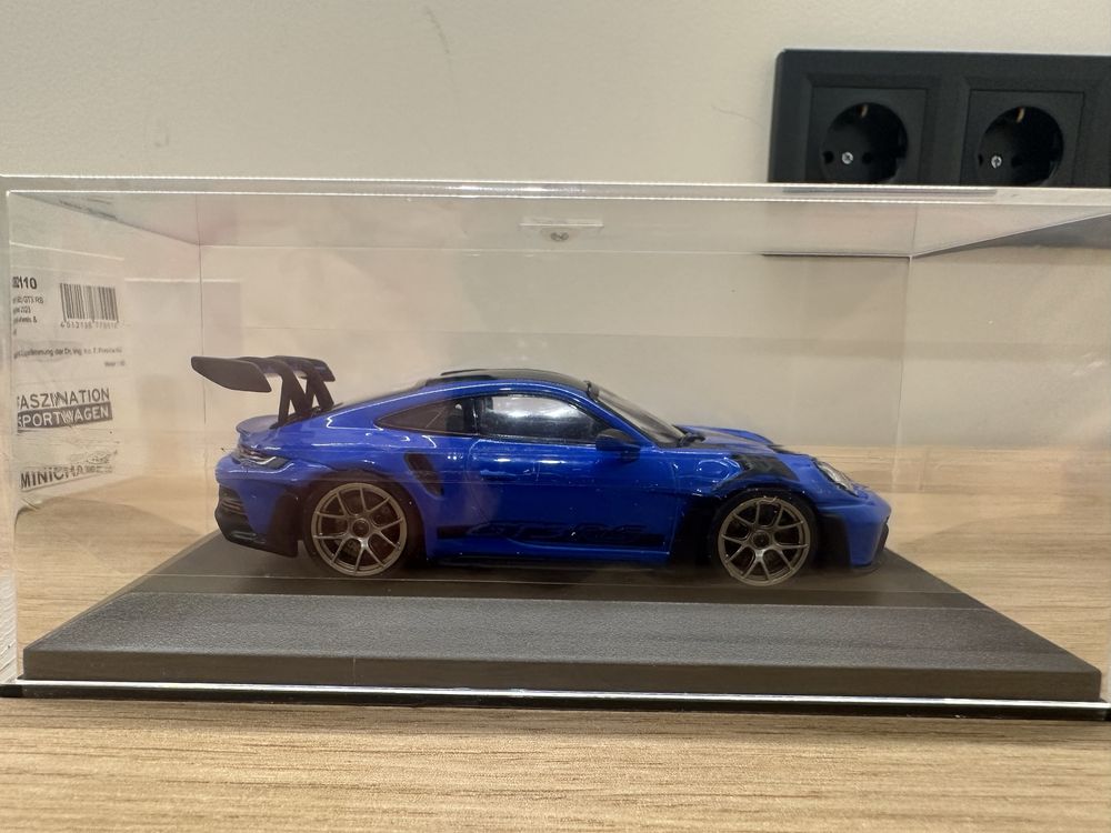 Porsche 911 gt3rs (992) 2023 weissach packet 1:43