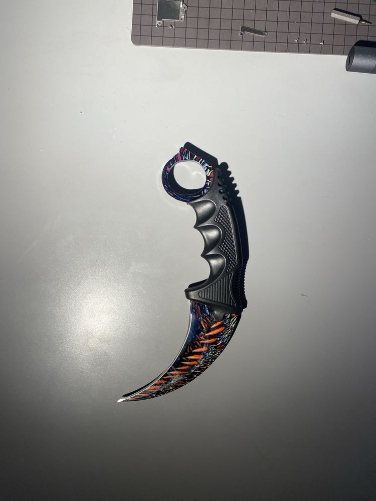 Nóż karambit jak nowy