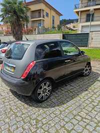 LANCIA modelo Ypsilon