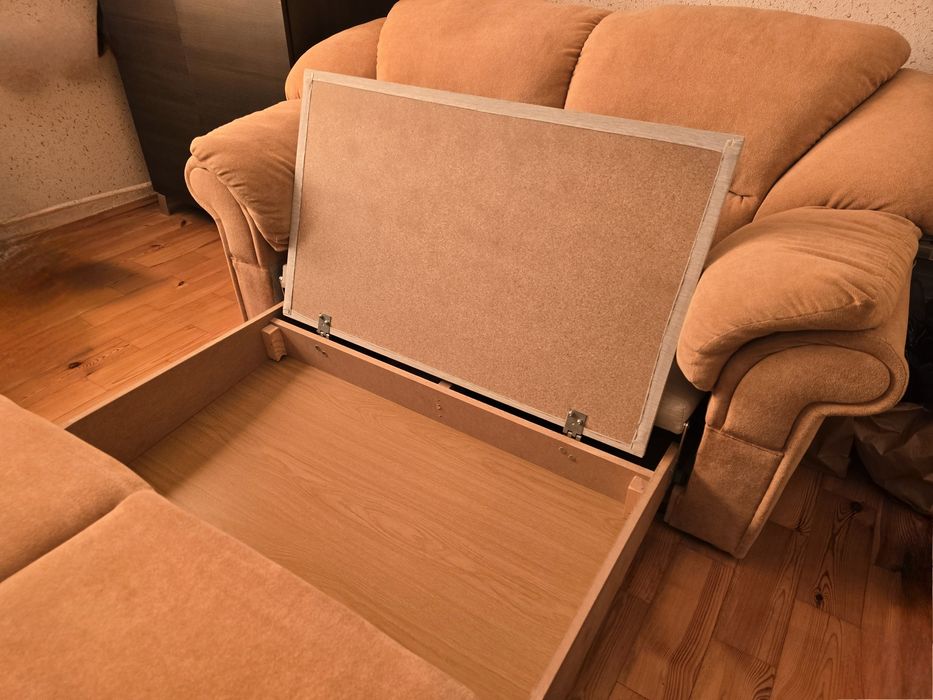 Sofa rozkładana ze schowkiem na pościel