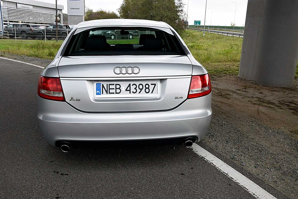 Audi A6, 2.4 benzyna, 2004 rok. Ładna, godna uwagi.
