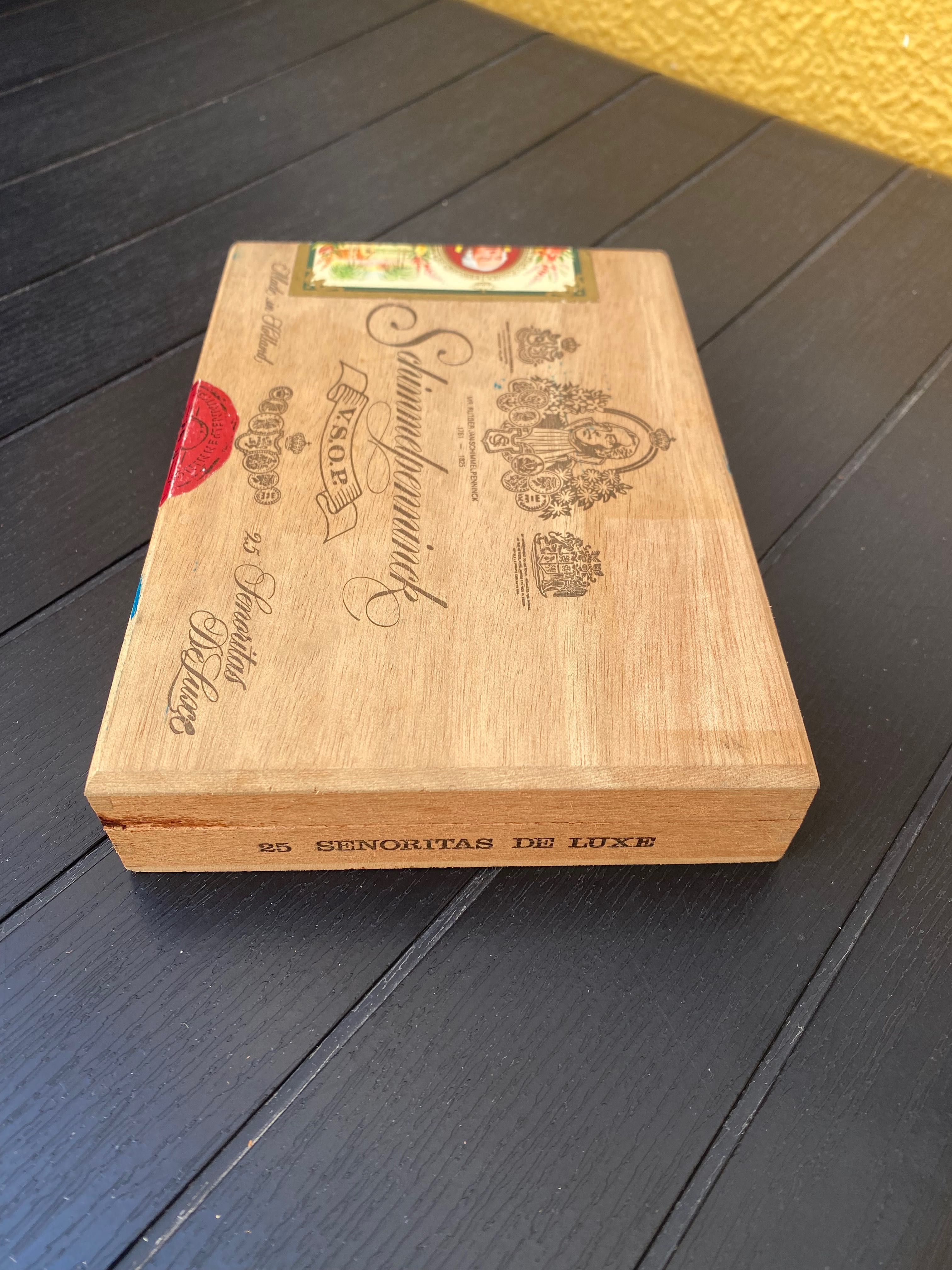 Caixa de Charutos Vintage – Schimmelpenninck V.S.O.P. (Holanda)