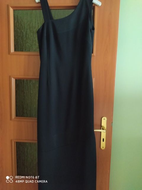 Czarna suknia wieczorowa rozmiar 38