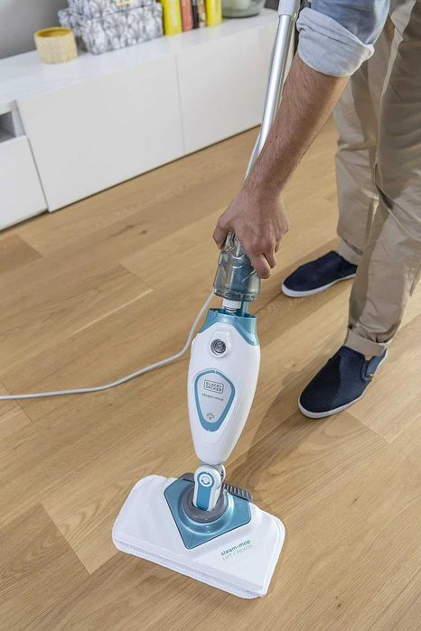 Парова швабра Black + Decker FSM1615 1300 Вт вкл 2 подушечки чищення