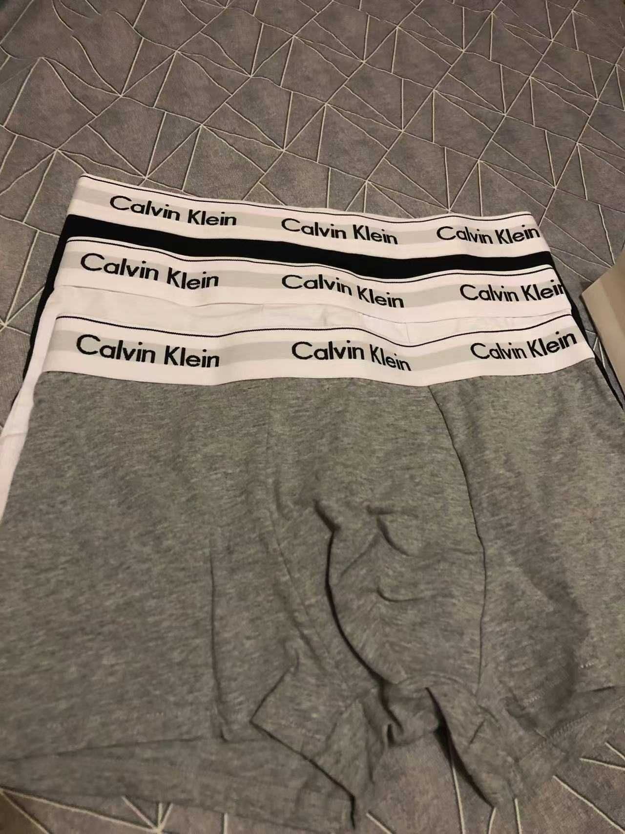 Zestaw 3 sztuk męskich bokserek Calvin Klein, Rozmiar XL