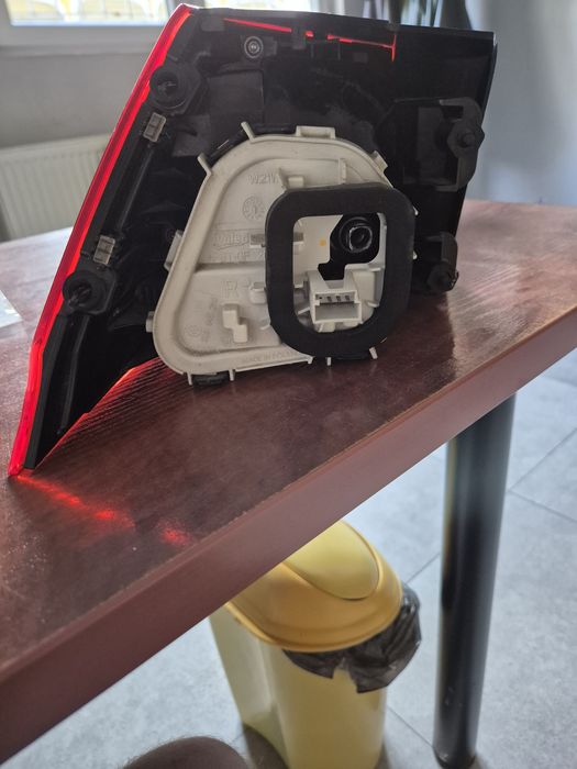 Lampa tył VW Golf VII super stan!