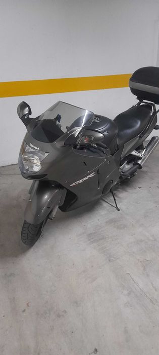 Honda cbr 1100xx cheia de extras