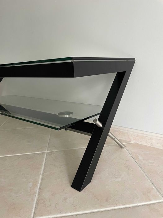 Movél de apoio a televisão