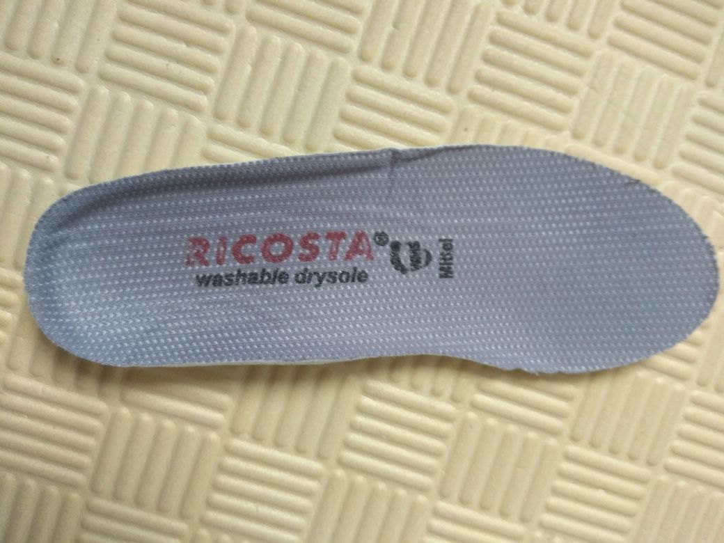 Кроссовки Ricosta для девочки 18 см стелька