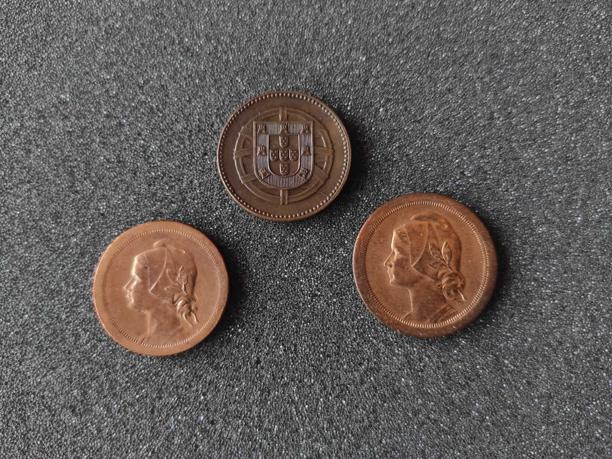 3 Moedas: 2 Centavos 1921 + 10 Centavos 1940 + 20 Centavos 1924