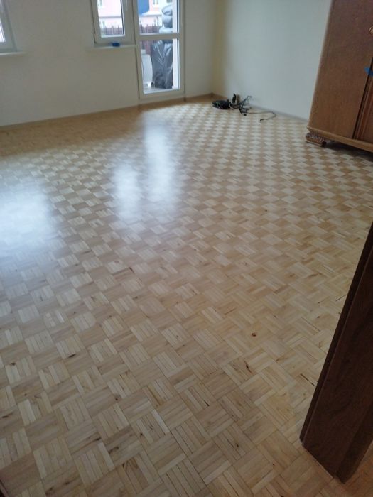 Cyklinowanie , montaż paneli, montaż drzwi